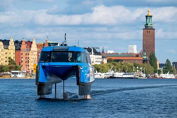 Försöksfartyget Nova på Stockholms ström