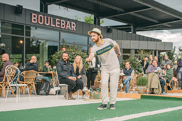 Ivar Liljegrens offensiva taktik eliminerade världsmästare och belönades med ett EM-silver i boule pétanque.