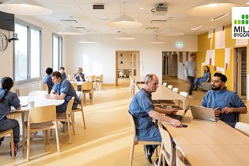 O-huset på Huddinge sjukhusområde har fått sin slutgiltiga verifiering av Sweden Green Building Council och är nu certifierad med Miljöbyggnad Guld.