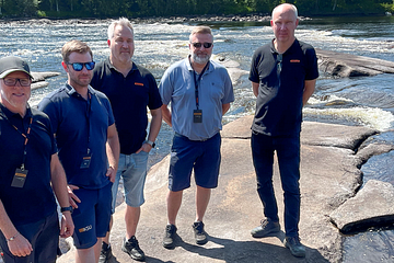 From left: Joachim Lindström and Joel Holmgren from KSU, Ola Erkers, Åkerströms, Tommy Lindqvist, KSU and Magnus Kenger, Åkerströms at Fänforsen in Björbo.