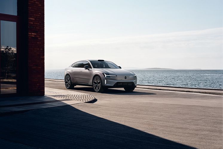 Volvo ES90