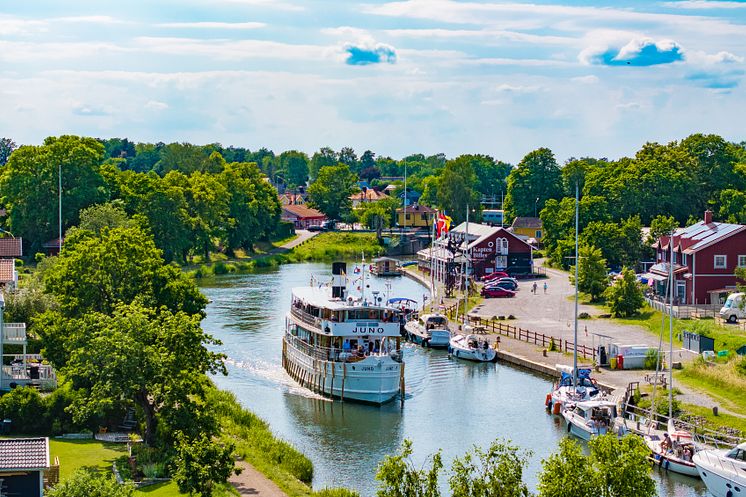 Slussarna öppnas - många nyheter