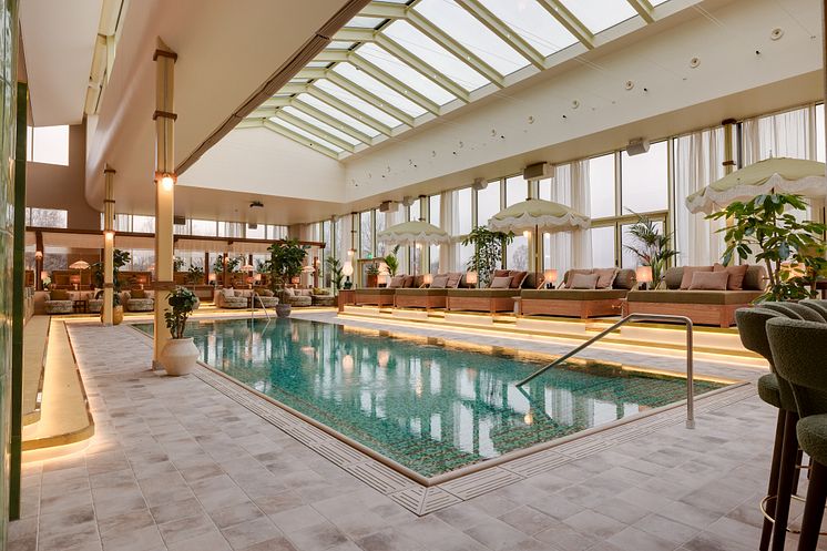 BayBay Pool Club & Spa