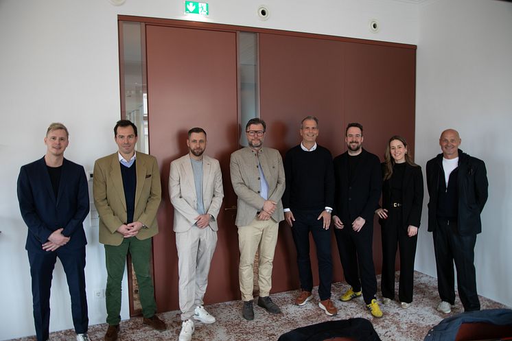 Teilnehmer am Round Table: v.l.n.r. Patrick Jamöck, Nikolaus Peinitz, Alexander Scharf, Peter Lindmoser, Robert Stolz, Sören Herzig, Saskia Herzig, Bernd Schlacher 