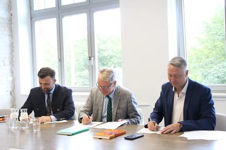 Captured during the official Memorandum of Understanding (MOU) signing between the Berlin College of Business and Technology