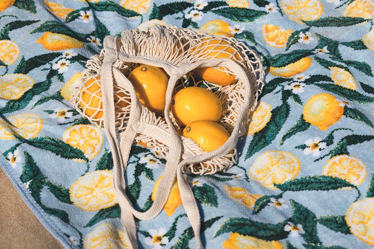 Badetuch LEMONS AND LEAVES