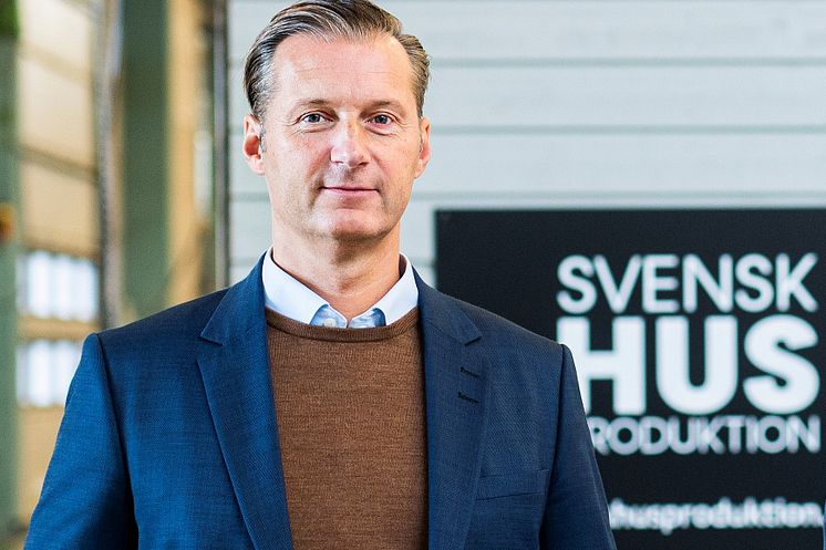 Stefan Holmberg, VD och koncernchef på Svensk Husproduktion AB, satsar på två nya affärsområden