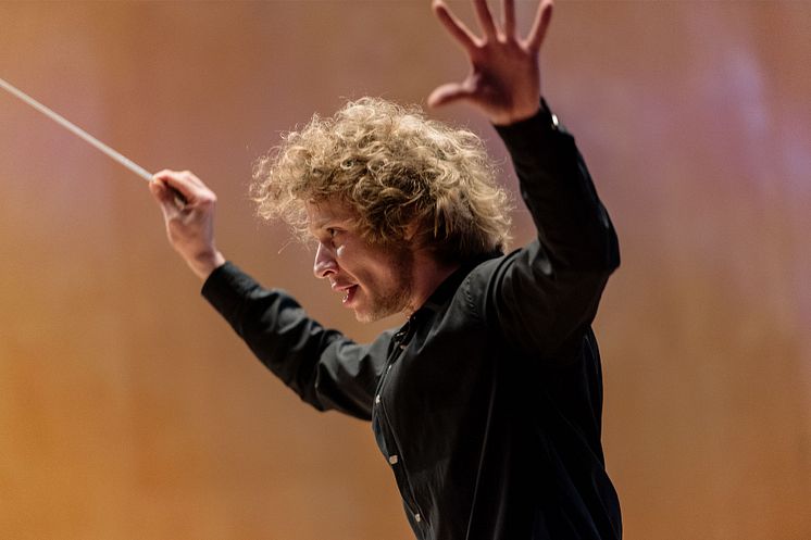 Santtu-Matias Rouvali i jazzinspirerad finalkonsert med Frank Dupree