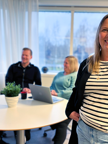 Ella Omma, kundrådgivare