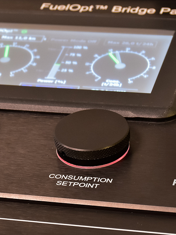 Manta Marine Technologies' FuelOpt™ panel