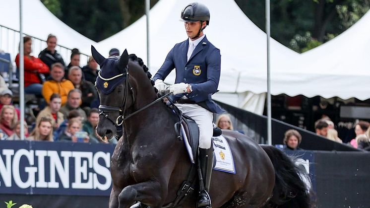 Den 5 novemebr kommer Carl Hedin och Skyline To B till Jönköping Horse Show för att visa upp sig i en interaktiv workshop där deltagarna får vara med och styra innehållet.