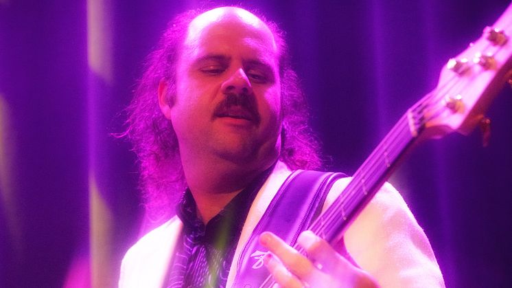 Donny Benét live 2024