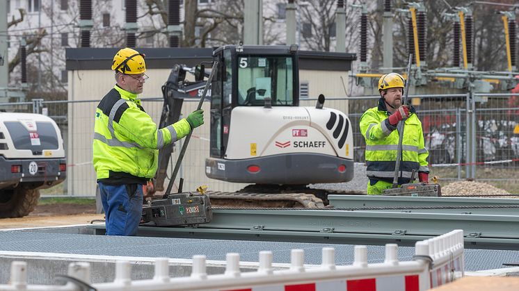 Trafolieferung im Umspannwerk Lilienthalstraße