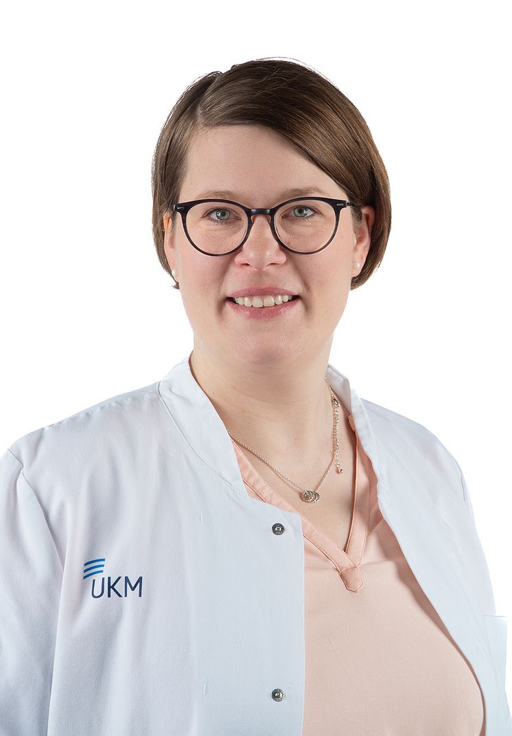 Dr-Makowski_Lena_Portrait_Copyright_UKM_Nadezda-Felsing