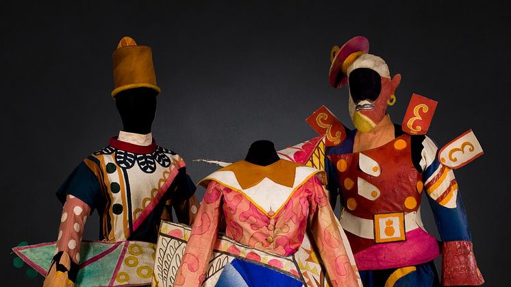Dansmuseets världsunika samlingar rymmer bland annat modernistiska danskostymer från Ryska Baletten. På bilden: kostymer från baletten Chout (1921), av Mikhail Larionov
