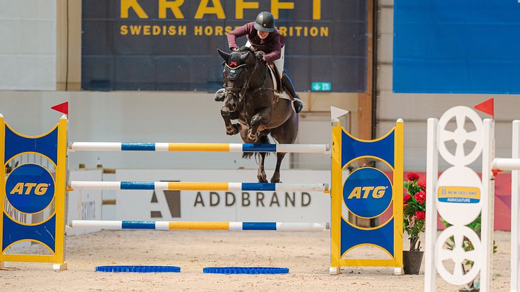 Emma Emanuelsson stal showen och lyfte taket i kvällens kval till Jönköping Grand Prix