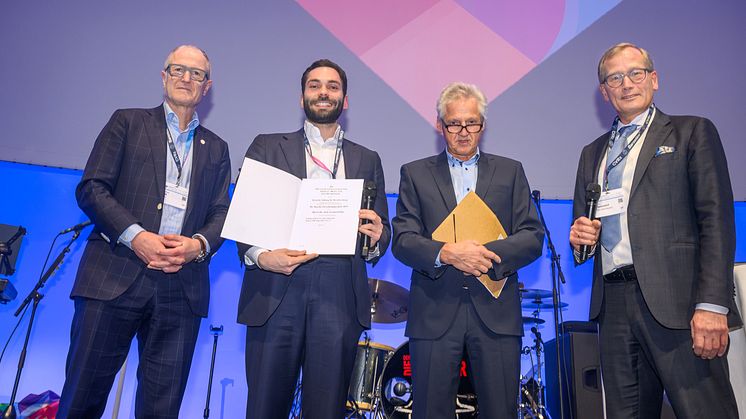 Rusche_2025_Prof_Volkmar_Falk_Dr_Leonard Pitts_Prof_Armin_Welz_Prof_Jan_Gummert_Foto_DGTHG_DGPK_David_Ausserhofer.jpg