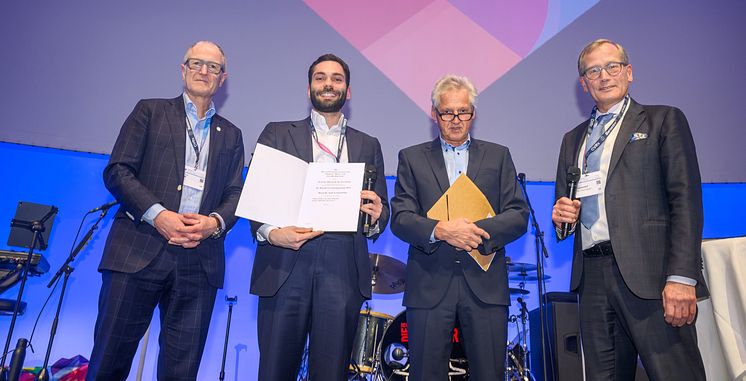 Rusche_2025_Prof_Volkmar_Falk_Dr_Leonard Pitts_Prof_Armin_Welz_Prof_Jan_Gummert_Foto_DGTHG_DGPK_David_Ausserhofer.jpg