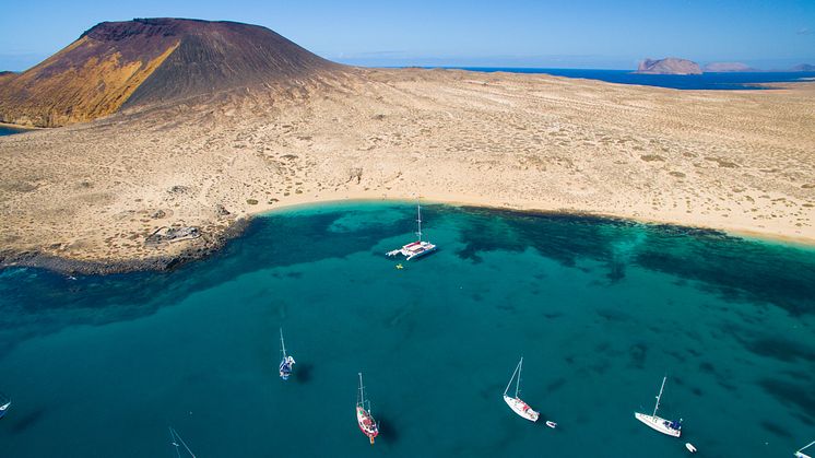 Båtluffa på Kanarieöarna och passa på att upptäcka deras vackra natur och pittoreska byar. Foto: The Canary Islands Tourism.