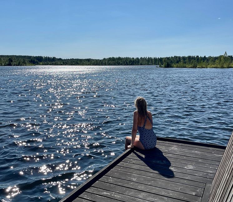 Summer dreams at Water Cabin deck