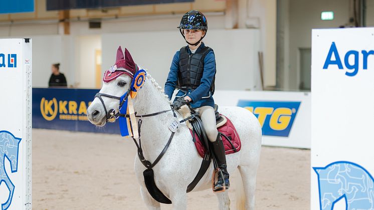 Tilde Ramö, Föreningen Mantorpsryttarna – Oakland Magic segrare Agria Pony Trophy kat B