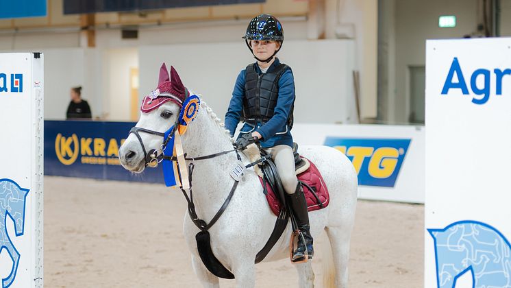 Tilde Ramö, Föreningen Mantorpsryttarna – Oakland Magic segrare Agria Pony Trophy kat B