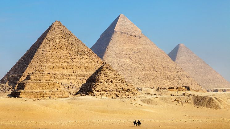 Ägypten ist ein attraktives Reiseland mit einem großartigen touristischen Angebot, luxuriösen Hotels, traumhaften Strände, einer reichen Kultur und faszinierender Unterwasserwelt.