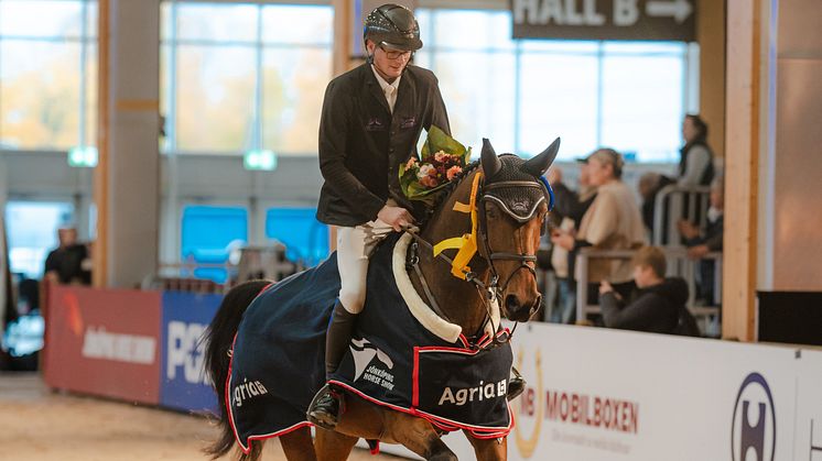 5-års trippel för Joel Andersson i Agria Star of Tomorrow för 5-åriga hästar (Resultat fredag 3 november)