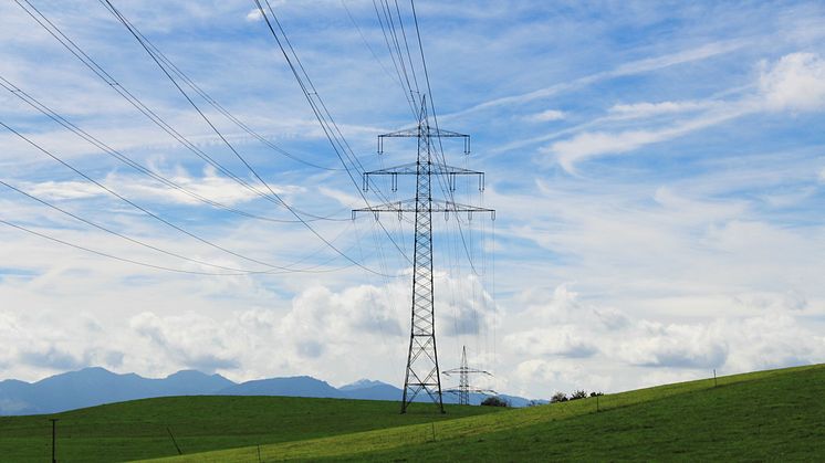 Verteilnetzentgelte: Bayerisches Wirtschaftsministerium fordert Bundeszuschüsse für Verteilnetze – auch das Bayernwerk hält Maßnahmen zur Stabilisierung der Verteilnetzentgelte für notwendig