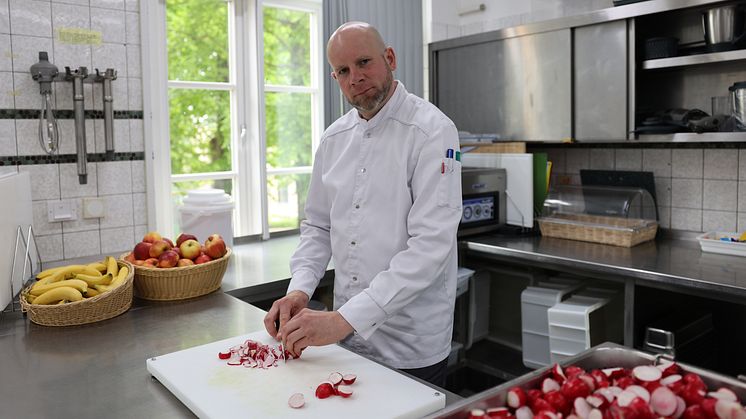 Louisenlunds neuer Küchenchef Marko Spanier setzt in der Küche auf eine abwechslungsreiche und gesunde Ernährung