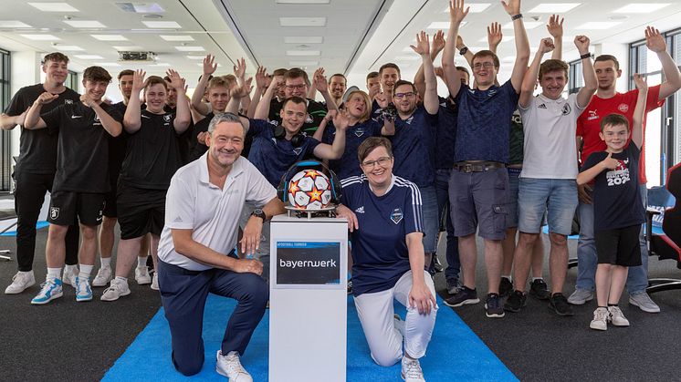 BFV_Bayernwerk_Turnierbeginn_Gruppenbild