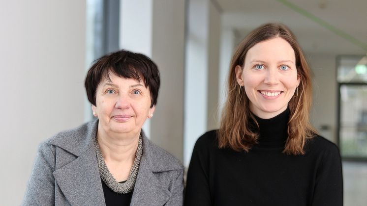 Prof.in Dr.in Rita Stein-Rednent, Zentrale Gleichstellungsbeauftragte (i.V.) der Universität Vechta und Verena Honkomp-Wilkens, Mitarbeiterin in der Zentralen Einrichtung für Gleichstellung und Diversität