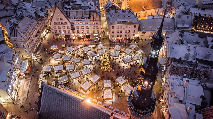 Tallinns julmarknad från ovan 