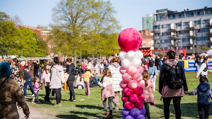 Söderdagens festligheter sträckte sig från Stadsparken till Furutorpsplatsen och hela stadsdelen bubblade av besökare, aktiviteter och glädje.