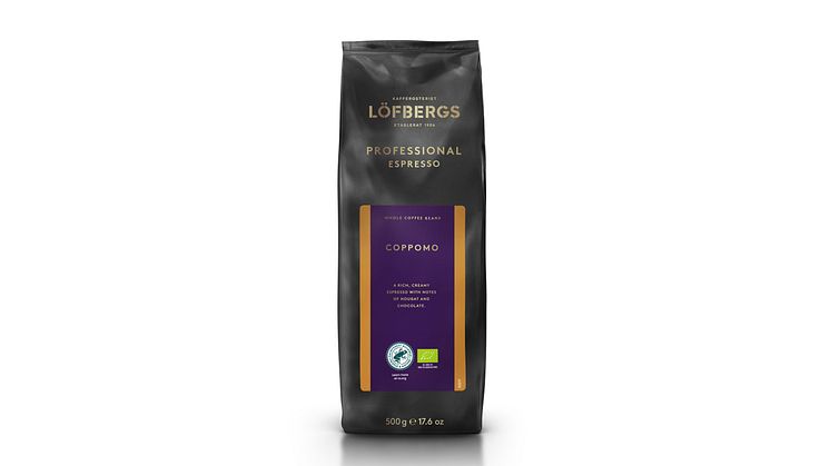 - Coppomo är en rund och smakrik espresso som passar bra både med och utan mjölk, säger Anna Nordström, kaffeexpert på Löfbergs.