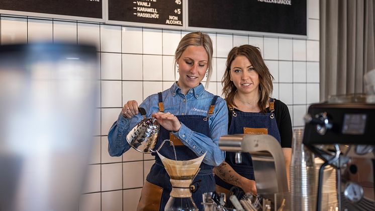 Julia Gustafsson och Lina Johansson, Löfbergs