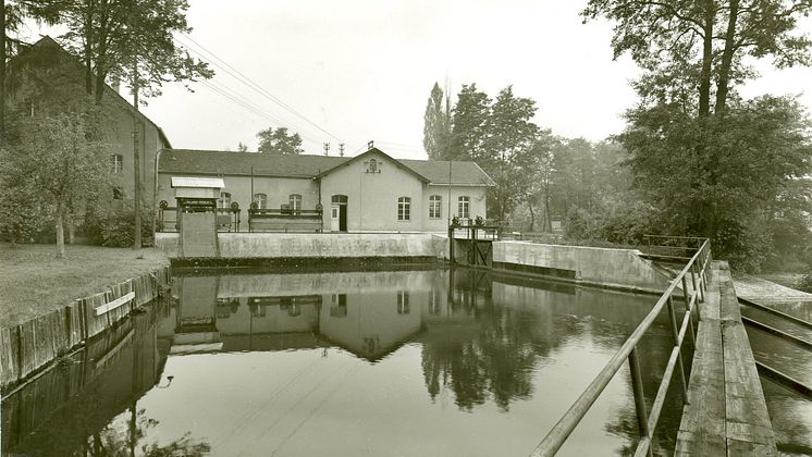 Stromgeschichte_Schwandorf_Erinnerungstafel_0007