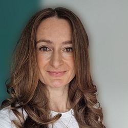 Harriet Hernando 