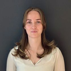 Jennifer Blomdahl