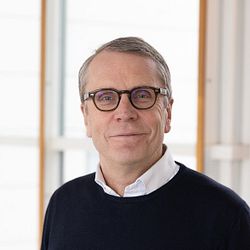 Henrik Schröder 