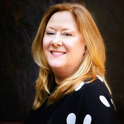 Barbara Hagin - USA