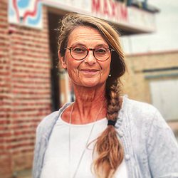Årets Lisebergsapplåd tilldelas Suzanne Reuter   