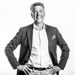 Robert Vangstad