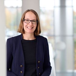 Nadine Dibbern