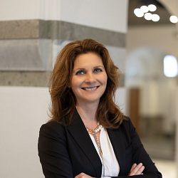 Sofia Hjelmberg