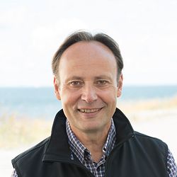 Peter Eriksson