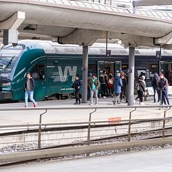 Rushtrafikk_pa_Oslo_S_VY_03805_Foto_Mads__Kristiansen (2)