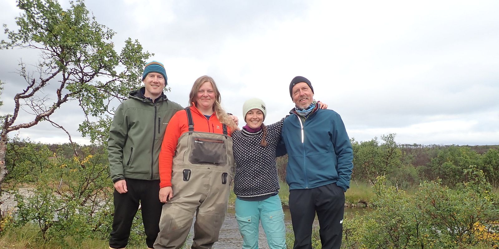 Jenny Jensen with pink salmon team at fieldwork in Finnmark (Photo: IMR).