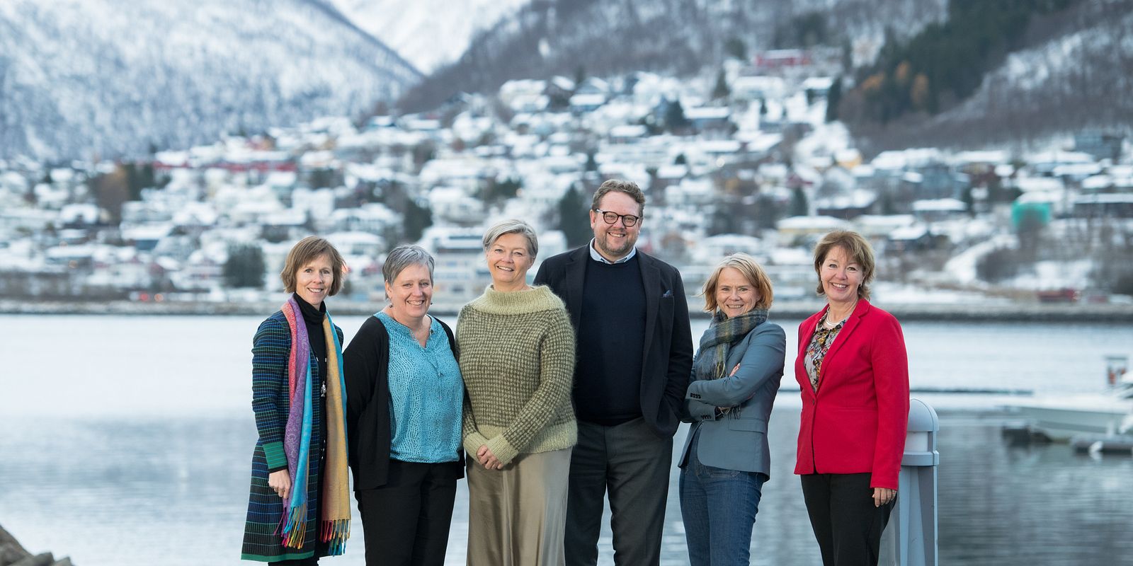 Fra høyre: Merete Kristiansen (Akvaplan-niva), Åse Åtland (NIVA), Marianne Frantzen (Akvaplan-niva), Pål Molander (NIVA), Gunn Berit Olsson (Nofima) og Bente Torstensen (Nofima). (Foto: er Lars Åke Andersen/Nofima).