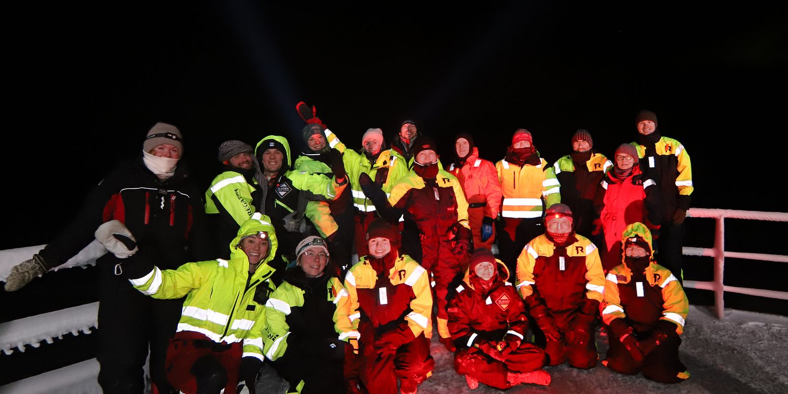 The research cruise team (Photo: Frida Cnossen/Akvaplan-niva). 